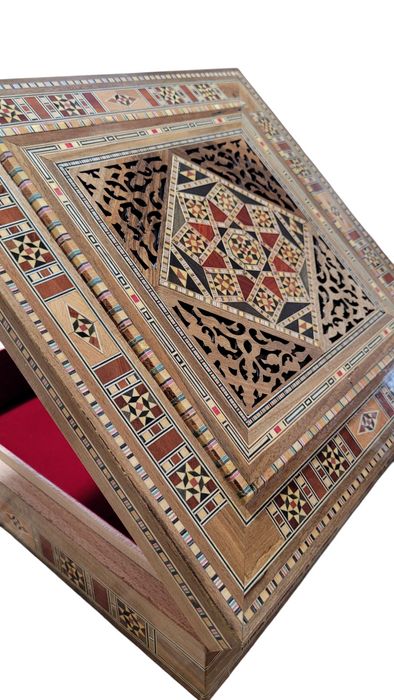 Mosaic Boxes: Unique Artistry for Every Occasion 30.5*30.5*7 cm Carved wood