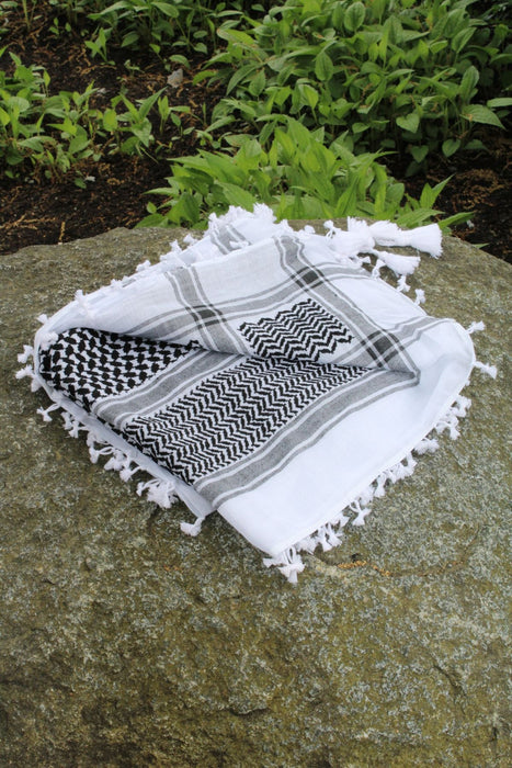 Traditional Keffiyeh Scarf-Black&White-With Tassels-Style2