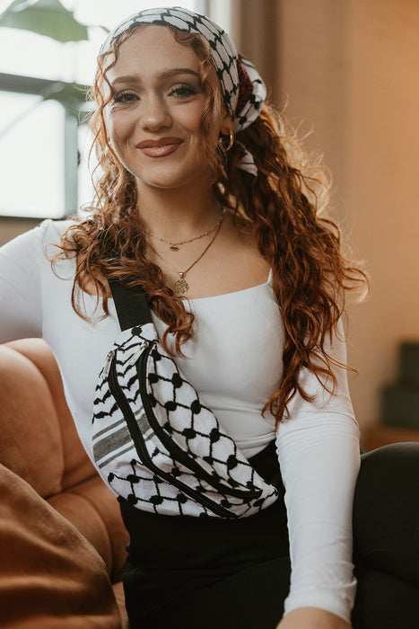 Kuffiyeh Black & White Fanny-Pack - Handmade with Adjustable Strap