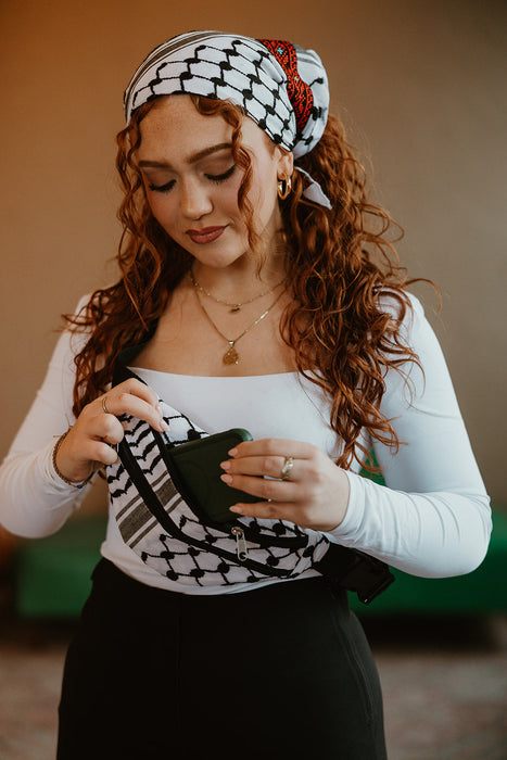 Kuffiyeh Black & White Fanny-Pack - Handmade with Adjustable Strap